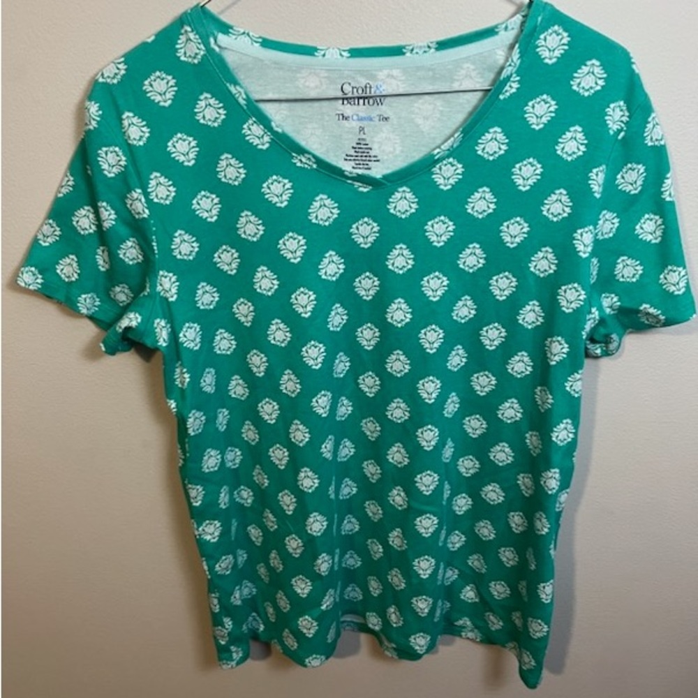 Green with White Floral Croft & Barrow The Classic Tee V Neck